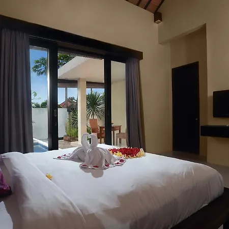 Palm Leaf Villa